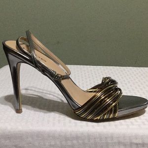 New Bebe Ivonne Twist Front Heels/Sandal.